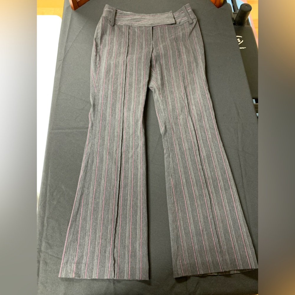Women’s Size 8 Dress/Suit-Pants. Like New. Grey/Pink see pics